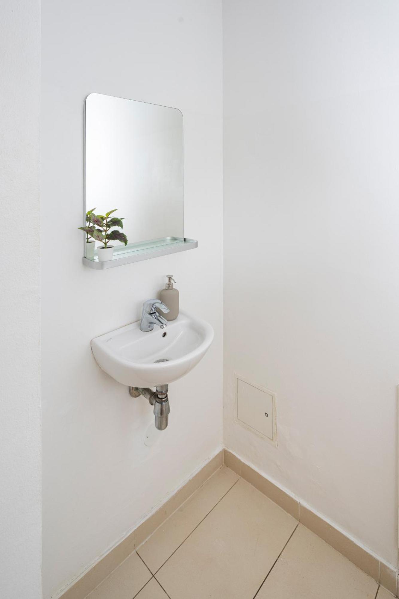 Gemuetliches, Ruhiges - 90m2 Mit Garten Und Terrasse Apartment Vienna